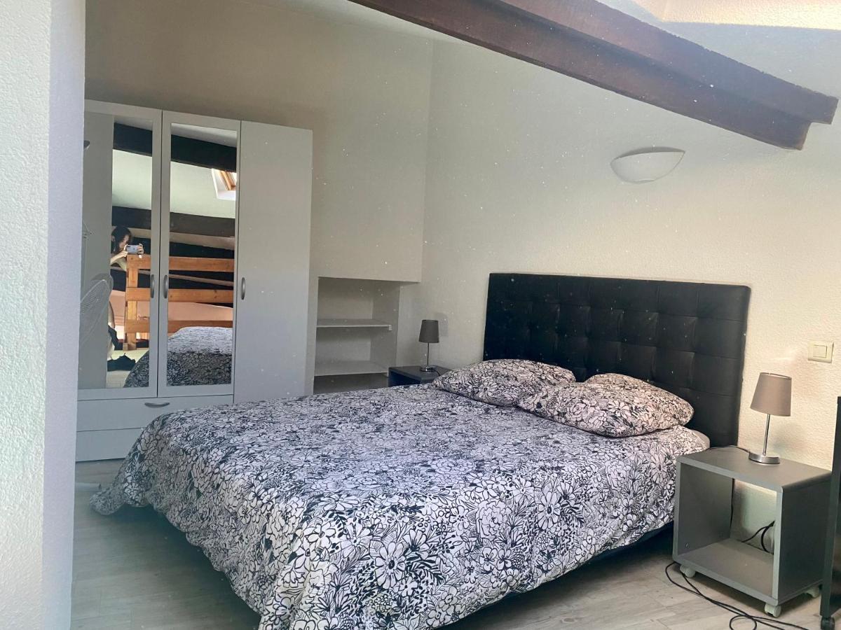 Le Cocon D'Avignon - T2 Duplex 40M2 - Centre Historique Intra Muros- Wifi Climatisation Екстериор снимка