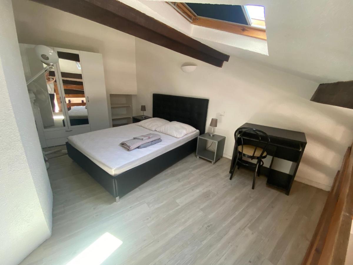 Le Cocon D'Avignon - T2 Duplex 40M2 - Centre Historique Intra Muros- Wifi Climatisation Екстериор снимка